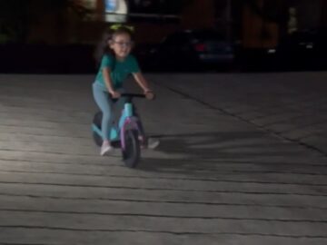 Little-girls-hilarious-bicycle-fail-ends-in-crash-against-wall.jpg
