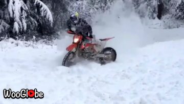 Snow-Dirtbike-Hilarious-Disaster-Can-You-Keep-a.jpg