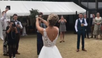 Brides-Sweet-Act-of-Love-Letting-Friends-Boyfriend-Propose-During.jpg