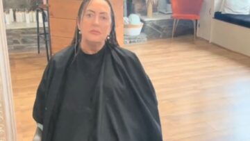 Client-Cant-Handle-It-Salon-Owners-Mini-Hands-Spark-Hilarious.jpg
