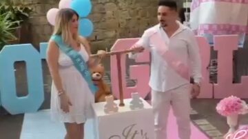Explosive-Joy-Unleashed-A-Couples-Gender-Reveal-Celebration-Sparks-Heartsome.jpg