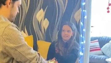 Girls-Joyful-Reaction-to-Becoming-a-Big-Sister-This-Christmas.jpg