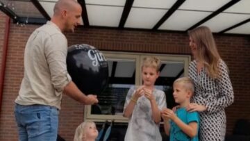 Joyful-Family-Celebrates-an-Anticipated-New-Arrival-in-a-Heartfelt.jpg