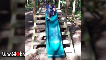 Toddlers-Hilarious-Slide-Fail-Adorable.jpg