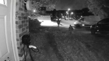 Unintentional-Halloween-Horror-Watch-This-Kids-Epic-Escape-from-a.jpg