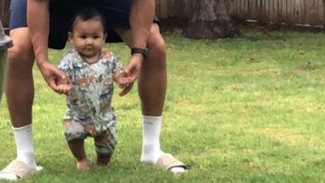 Babys-hilarious-grass-tango-blooper-Super-Cute.jpg