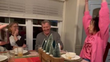Her-Best-Friends-Priceless-Reaction-to-the-Twin-Reveal-Will.jpg