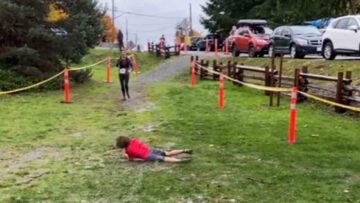 Kids-trail-race-almost-spoiled-by-last-second-blooper-Super.jpg
