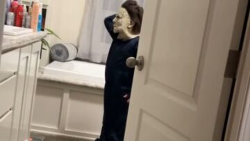 Super-Cute-kid-channels-Michael-Myers-early-for-Halloween.jpg
