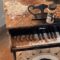 Toddler’s adorable spice escapade on piano | Cute