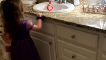Elf-Caught-Red-Handed-Bathing-with-Ducks-–-Little-Girls-Priceless.jpg