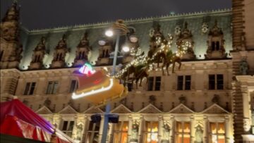Magical-Moments-Tourists-Spot-Santa-Soaring-Over-Germanys-Iconic-Christmas.jpg