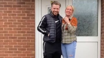 Oops-Mans-Proposal-Takes-a-Hilarious-Dive-–-Will-She.jpg
