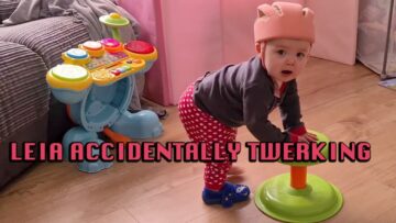 Toddlers-Hilarious-Struggle-with-Drum-Seat-Adorable-Cute.jpg