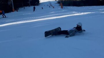 Epic-200-Meter-Snowboard-Slip-Can-You-Handle-the-Laughs.jpg