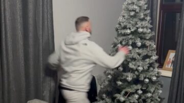Epic-Christmas-Tree-Elf-Leap-Hilarious-Stunt-Mishap-Try.jpg