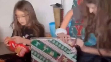 Sisters-Epic-Christmas-Gift-Mix-Up-Who-Got-What-Try.jpg