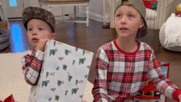 Unexpected-Xbox-Fridge-Gift-Brings-Joy-and-Laughter-on-Christmas.jpg