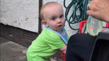 Summer-Splash-Surprise-Toddlers-Hilarious-Water-Balloon-Fumble-Super.jpg