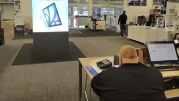 Epic-Apple-Pay-Prank-Watch-a-Best-Buy-Employees-Hilarious.jpg