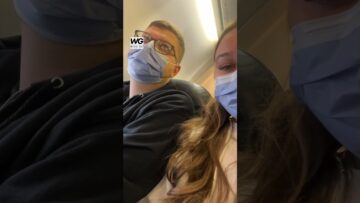 Unexpected-Note-from-Wife-Leaves-Passengers-in-Tears-–-A.jpg